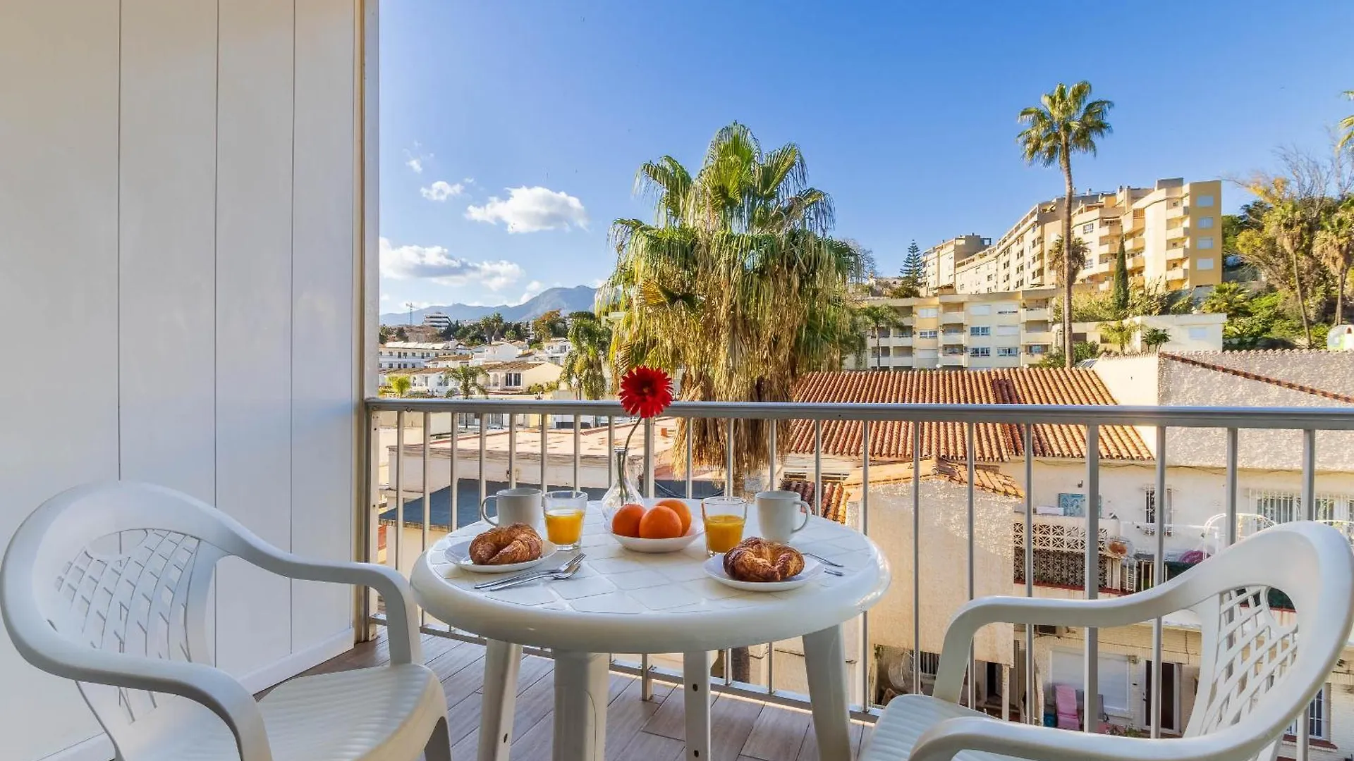 Carihuela Palace 419 By Ivi Real Estate Torremolinos 0*,