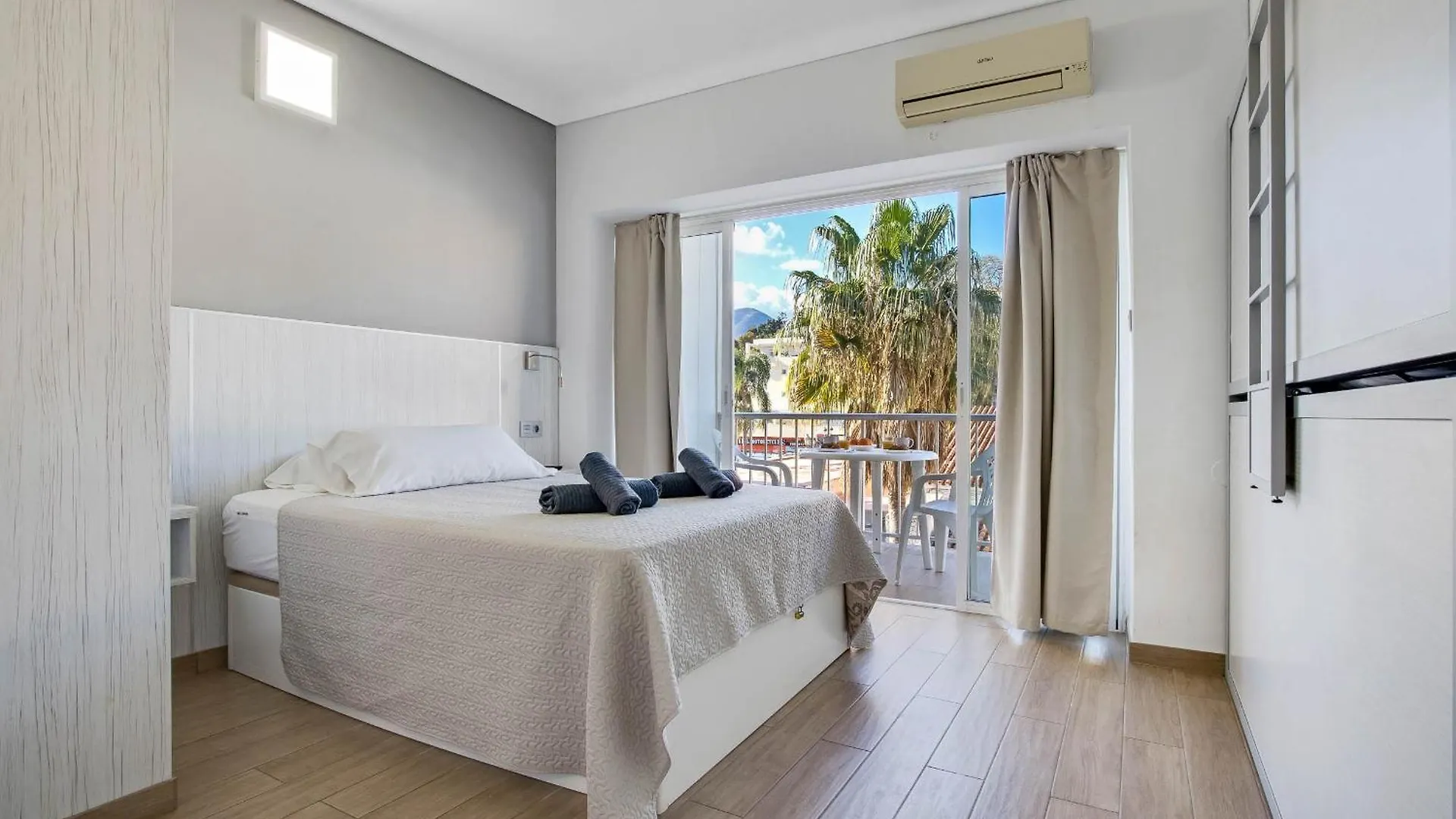 公寓 Carihuela Palace 419 By Ivi Real Estate 托雷莫利诺斯 西班牙